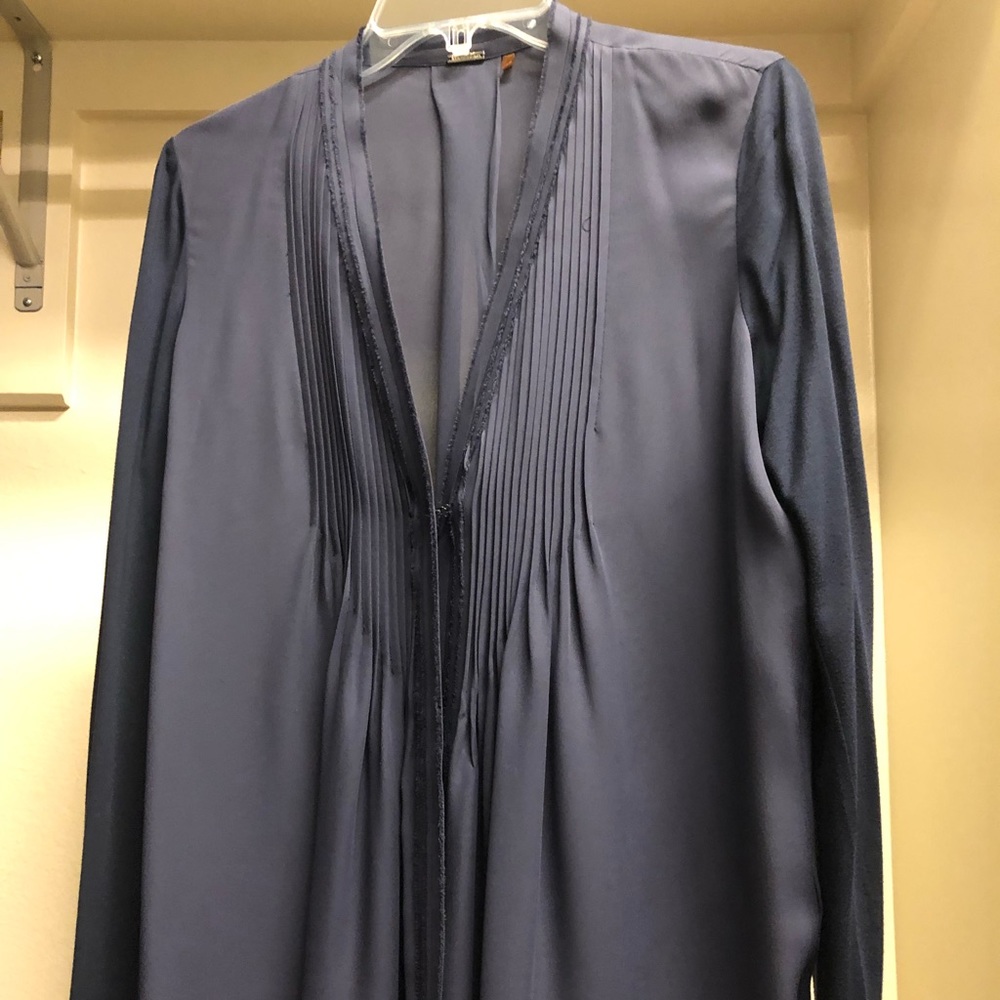 Elie Tahari Navy blouse